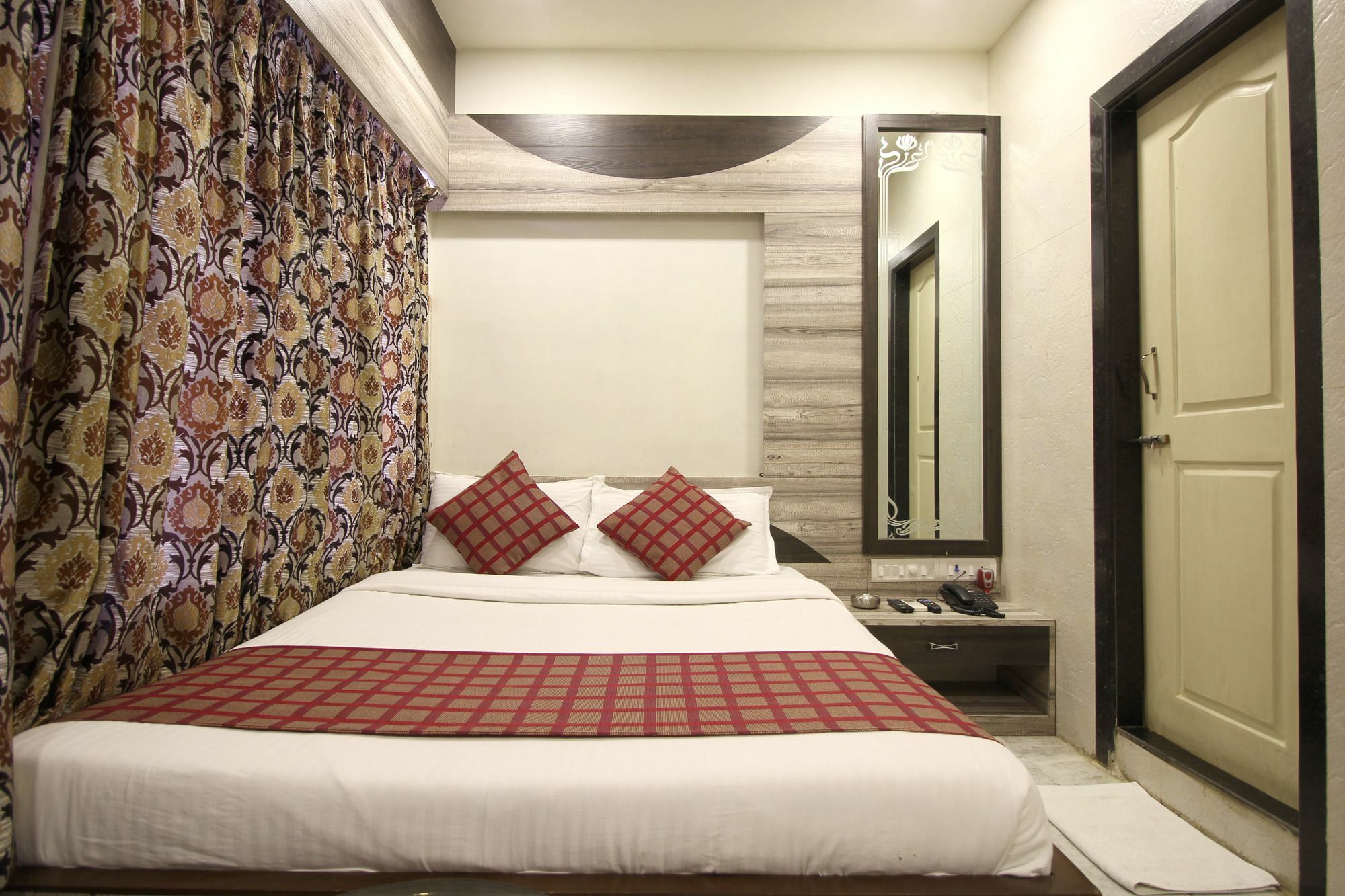Hotel Oc Residency Mumbai Dış mekan fotoğraf
