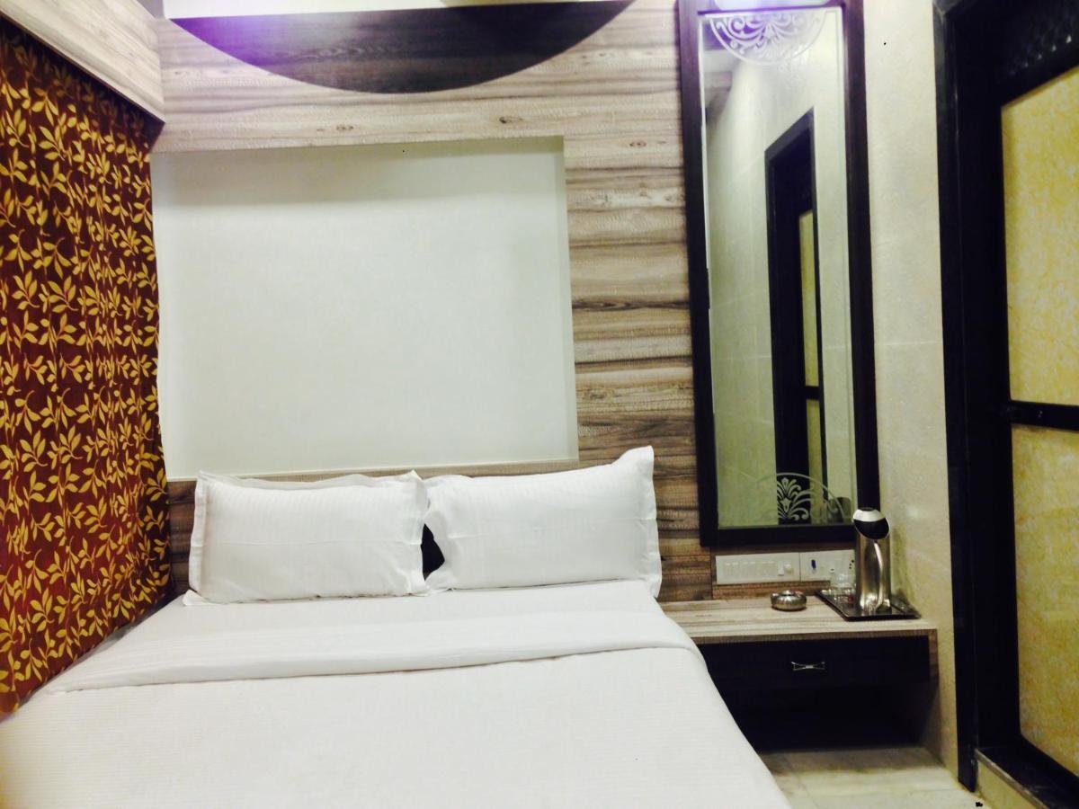 Hotel Oc Residency Mumbai Oda fotoğraf